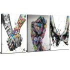 Arte mural Banksy: manos románticas en lienzo 12x16”