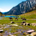 Escapada en Andorra: Hotel 3* con desayuno y paseo a caballo
