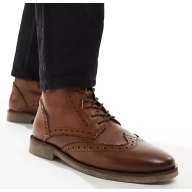 Botas Oxford de cuero tostadas con cordones y suela natural