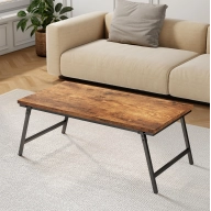 Mesa pequeña marrón plegable para el centro