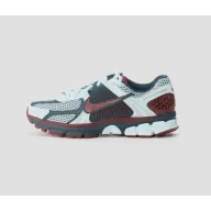 Zapatillas ZOOM VOMERO 5 de Nike para running
