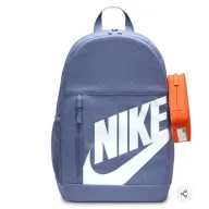 Mochila de 20L Nike con estuche incluido.