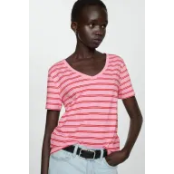 Camiseta de mujer Mango de manga corta