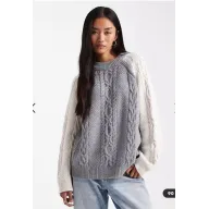 Jersey color block de punto de ochos en gris y crema