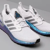 Ultraboost 20 de Adidas: rendimiento y estilo en tus pies.