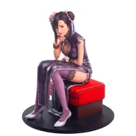 Figura de 16 cm de Final Fantasy VII Remake