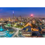 Vuelo a Johannesburgo desde BCN por 385€ en mayo-junio