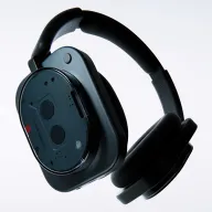Auriculares Bluetooth Nothing Headphone (1) con cancelación de ruido.