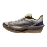 Zoom Fly 6 PMR de Nike (tallas 38,5-39-40)