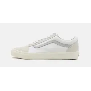 Zapatillas Vans crema unisex disponibles en todas las tallas