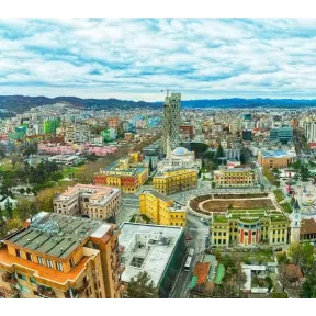 4 noches en Albania: Vuelo directo y hotel 3* desde Santander