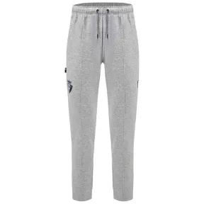 Chaqueta y pantalones Osasuna Macron por 19,99€