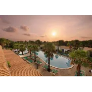 Escapada a Menorca: Hotel 4* y Ferry con coche desde 186€