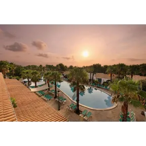 Escapada a Menorca: Hotel 4* y Ferry con coche desde 186€