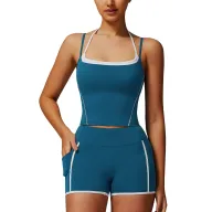 Conjunto deportivo de mujer IDOPIP: top y leggings cortos