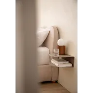 Mesita flotante de acero Taifa para noches modernas