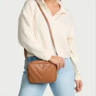 Bolso de cámara acolchado Victoria's Secret: 36,99€ (antes 73,99€)