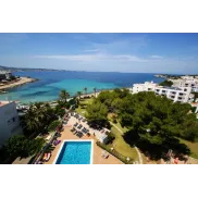Ferry y Hotel 3* en Playa de Ibiza desde 194€/persona