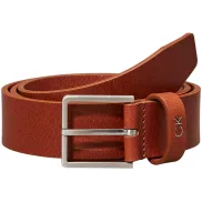 Cinturón Calvin Klein de piel elegante y duradero