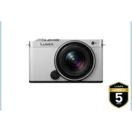 LUMIX S9 en blanco-plateado con objetivo S-R1840 plata