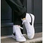 Zapatillas altas NIKE BLAZER '77 unisex blancas hasta 36,5