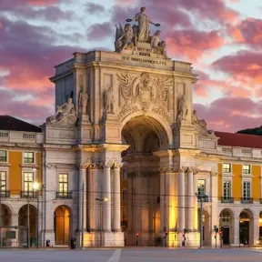 Escapada a Lisboa: 3 Días, Vuelo + Hotel por 89€