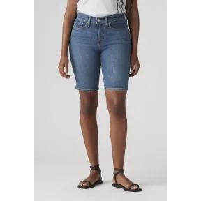 Bermudas LEVI’S para un estilo casual.