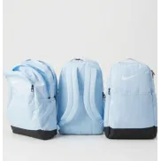 Mochila Brasilia 24L de Nike Performance - Compartimentos varios