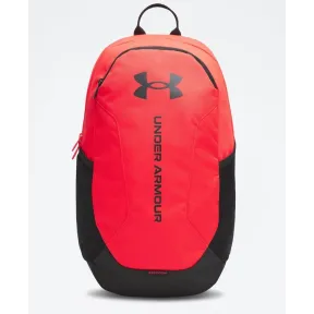 Mochila Hustle de Under Armour - Disponible en 2 colores