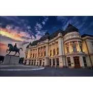Bucarest: Vuelo + Alojamiento 4 Días desde Girona, 115€