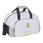 Bolsa de Deporte 1ª Eq. Real Madrid 2526 con espacio extra