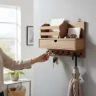 Organizador de Llaves de Madera con Estante y Ganchos