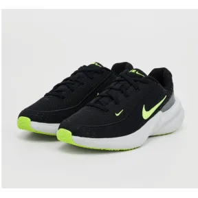 Zapatillas NIKE UPLIFT SC. Tallas 40 a 45 disponibles