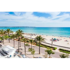 Ferry y 4 noches en Hotel 3* con desayuno en Mallorca