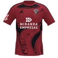 Camiseta del Mirandés a mitad de precio oficial