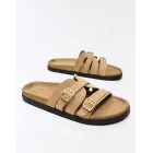 Sandalia plana con hebillas de Bershka, tallas 35 a 41