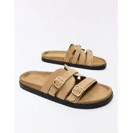Sandalia plana con hebillas de Bershka, tallas 35 a 41