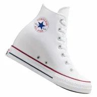 Chuck Taylor: Zapatillas Converse icónicas y versátiles