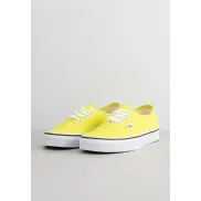 Vans Authentic neón amarillo en Zalando Privé a 16€ (-77%)