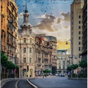 Escapada a Bucarest: 3 días desde 108€ con jacuzzi.