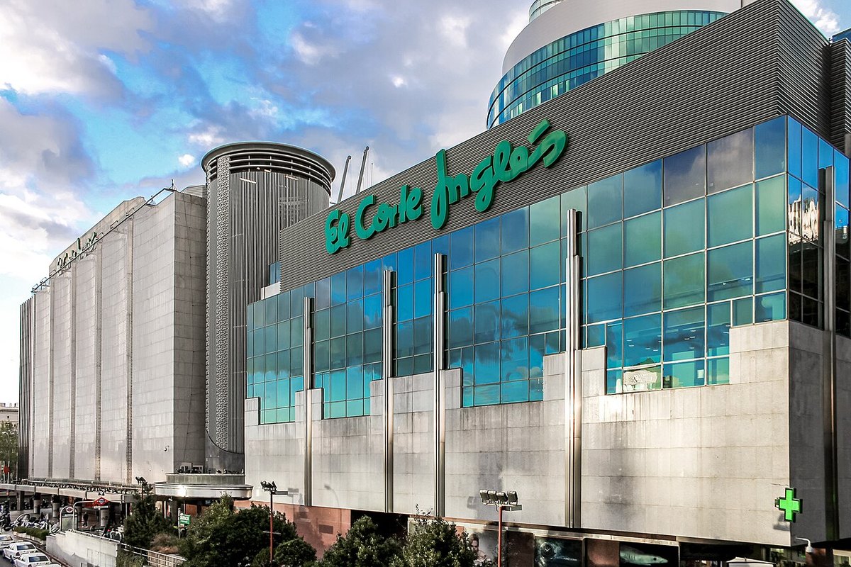 Fachada de El Corte Inglés de la Castellana en Madrid