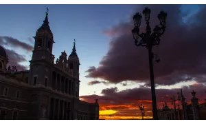 ¿El cambio de hora sube la factura de la luz? Lo calculamos