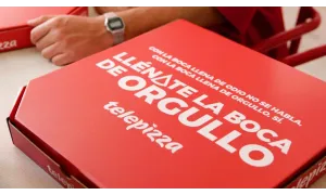 Telepizza reparte porciones gratis para frenar los comentarios de odio hacia el colectivo LGTBIQ+