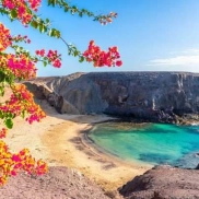 ¡Vuelos DIRECTOS a Lanzarote desde Málaga desde 5€!