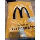 Toalla de regalo al comprar menú en McDonald's para madres