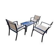 Jardín 4 piezas: sofá, 2 sillas y mesa incluida