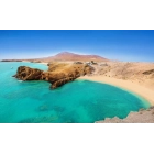 Vuelos desde 14€: Málaga a Lanzarote en mayo (ida y vuelta 28€)