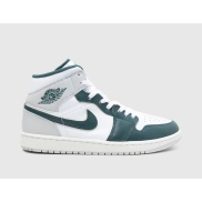 Air Jordan 1 Mid de Nike, tallas 40 a 48,5 disponibles.