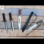 Pack de 5 cuchillos Rambo con fundas incluidas